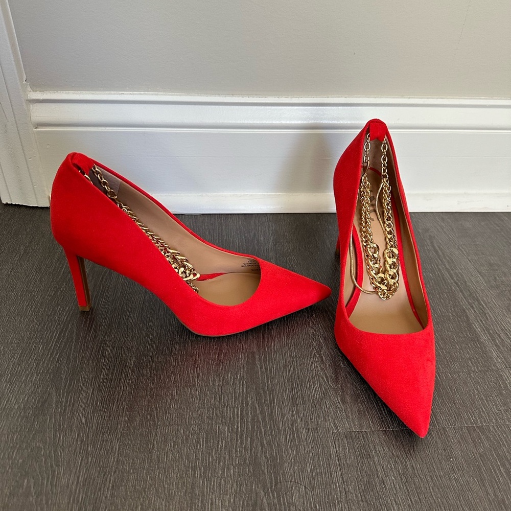 INC red heels with gold chains - Picture 3 of 3